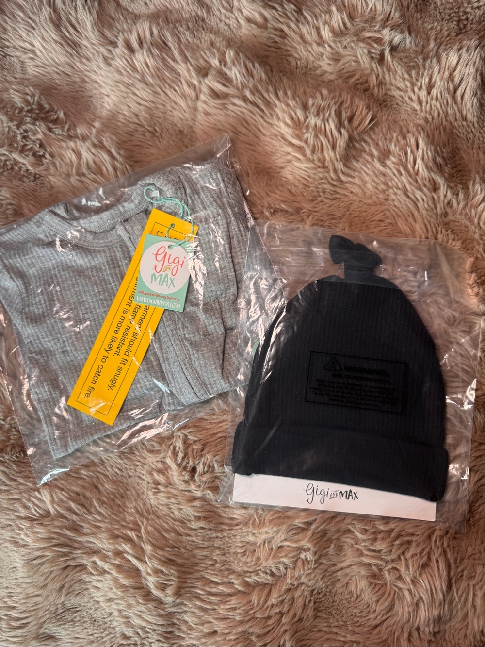 Gigi + Max Kids Black Ribbed Footie with Matching Grey Set